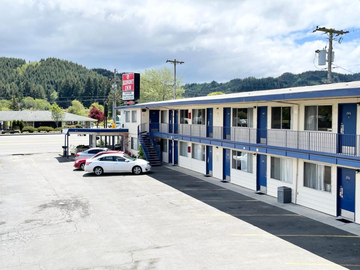 Economy Inn Reedsport Bagian luar foto